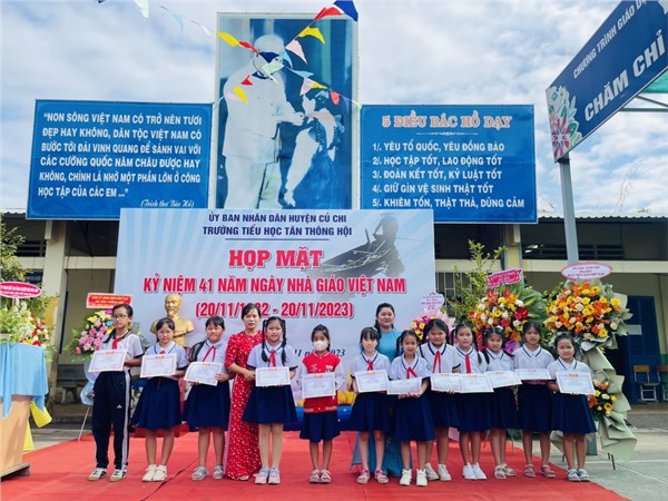Chào mừng 20/11